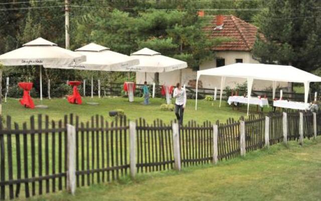 Guest House Tiosavljevic