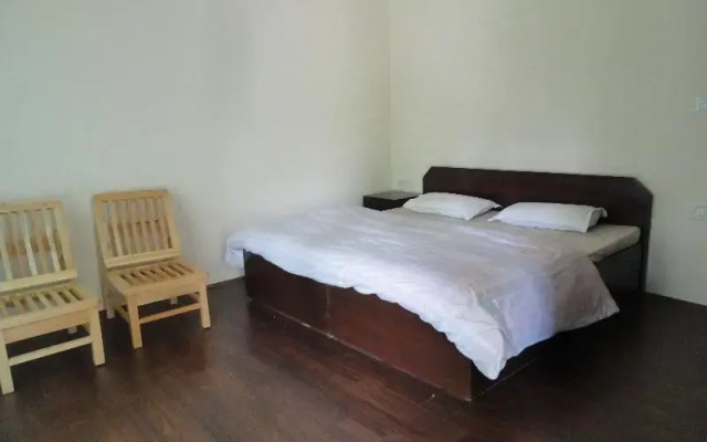 Zal Guest House
