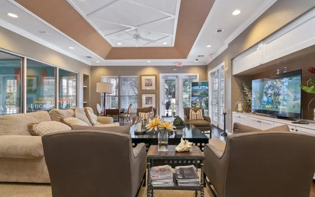 Lucaya Village - 2900 Edenshire 26-103