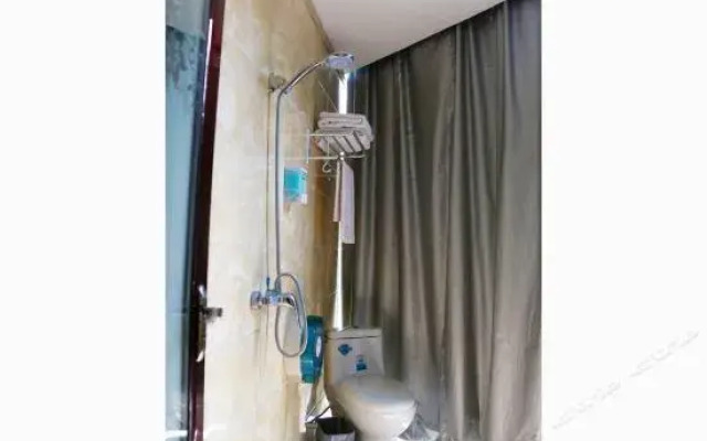 Luzhou Shangyou Hotel