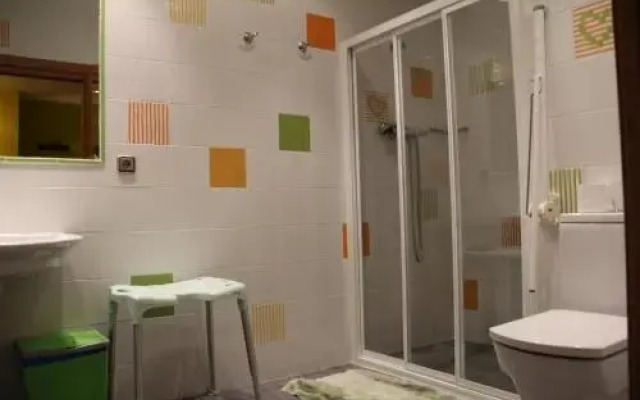 Hostal Izar Bat