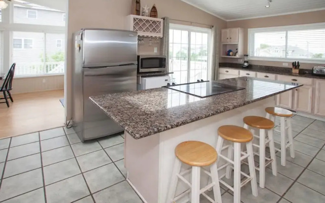 Cuddlefish - 5 Br Home