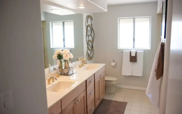 Luxurious 5 BR House Pool DT Scottsdale