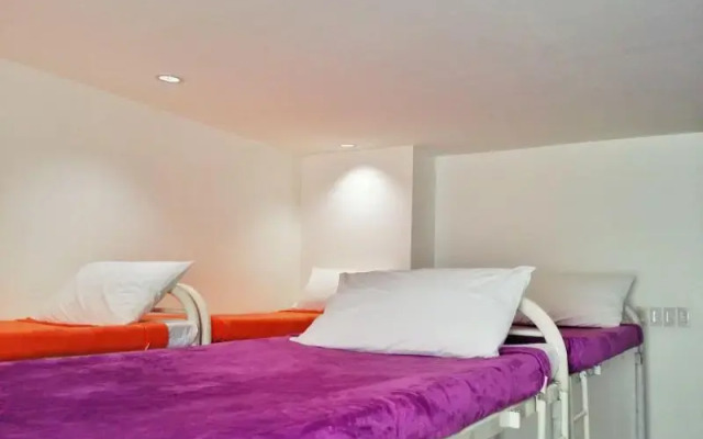 Lakbayan Hotel Makati - Annex Male Dormitory