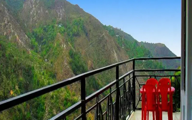 Hotel Bhagsu Heights