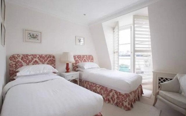 Sloane Gardens X by onefinestay