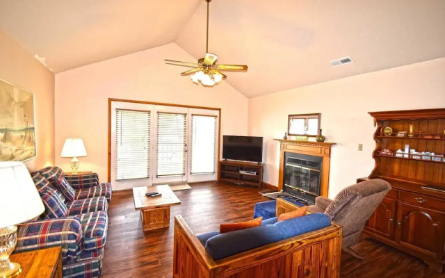 Fountain Road 13701 3 Bedroom Home by RedAwning