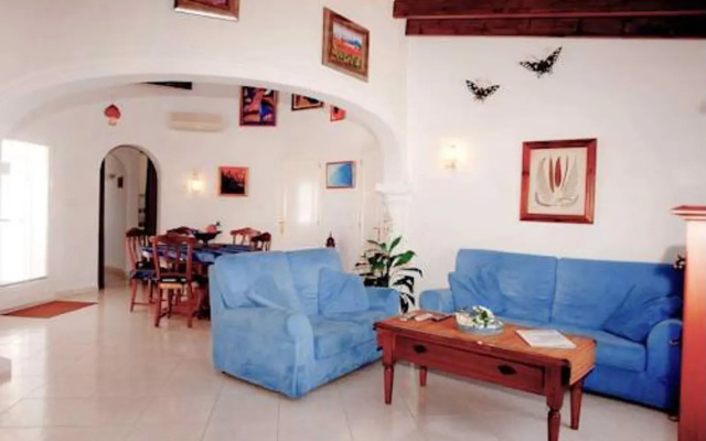 Villa Ma-Nita