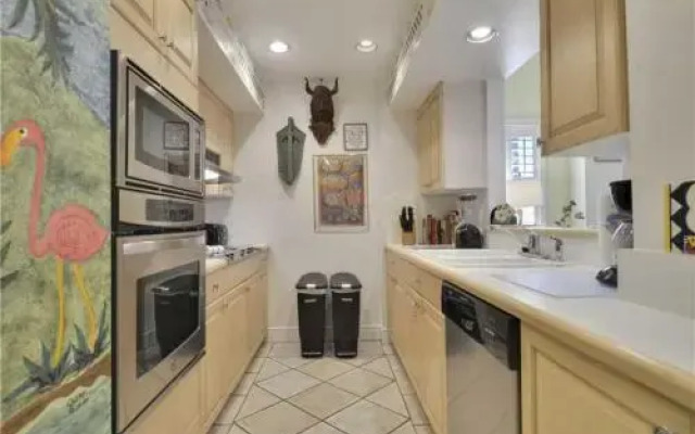 Truman's Hideaway (Condo)