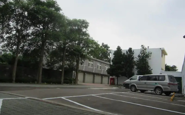 Chien Li Fu Hotel