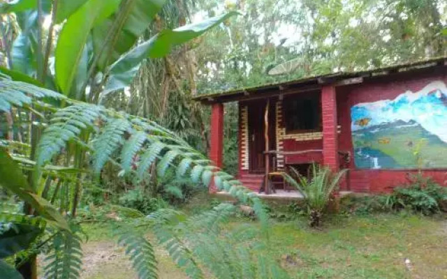 Pousada Cabanas do Curupira