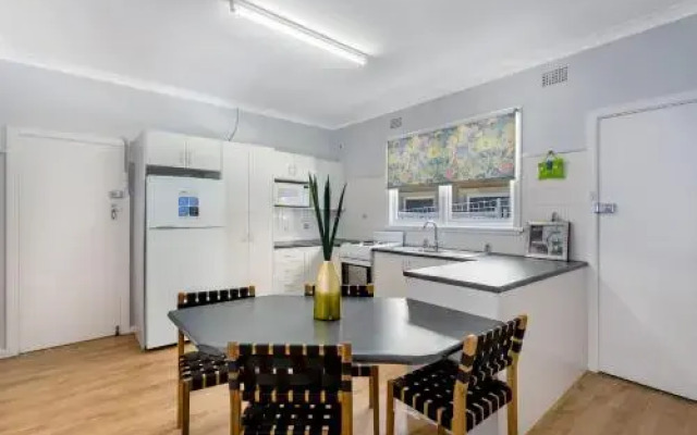 Victoria Parade, 29B