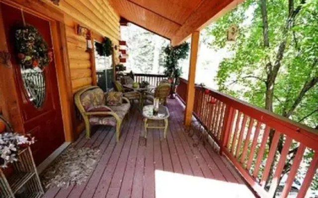 Sombras Del Bosque - 4 Br condo by RedAwning
