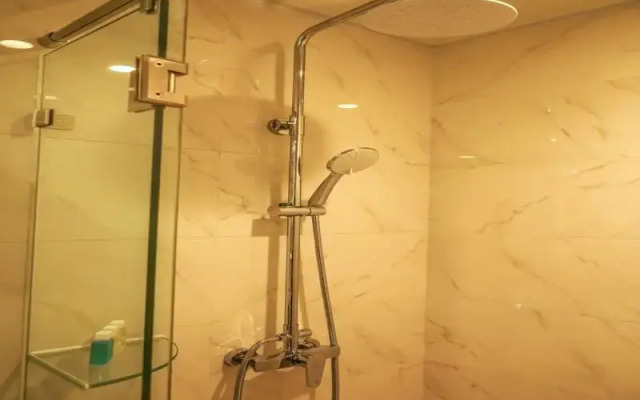 Qinglong Business Hotel - Qingdao