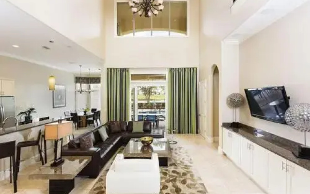 Modern Perfection in Reunion