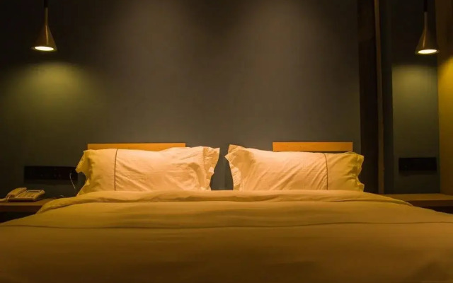 Yan Art Hotel