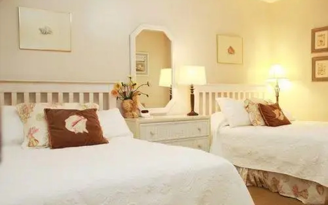 Windward Pointe 704 by RedAwning