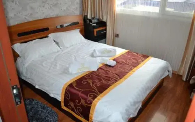 Hotel Plutitor Splendid