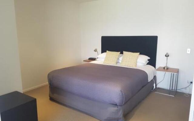 Waimahana Apartment 12