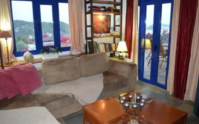 Villa Aerides