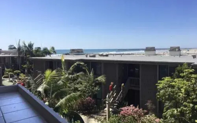 Seascape Stay by RedAwning