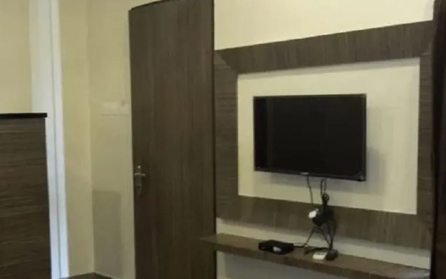 Hotel Lalit Inn