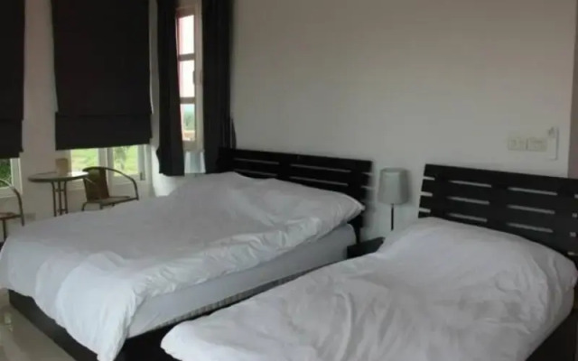 Amigo Saloon Khaoyai Hotel