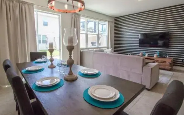ACO Townhome Compass Bay (1602)