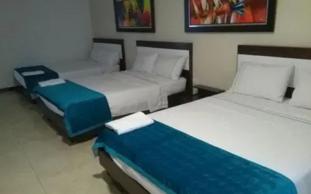 Hotel Manantial M Lare