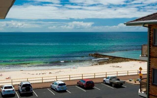 El Sandi Unit 11 14 18 North Street