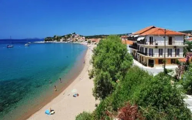 Apartments Korakakis Beach