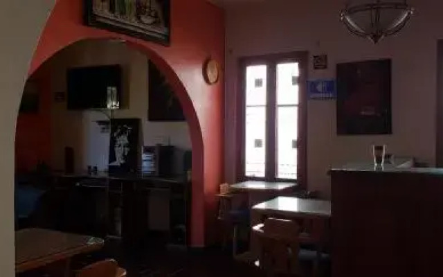 Hostal Arco del Sol