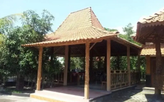 Kampoeng Ulu Resort