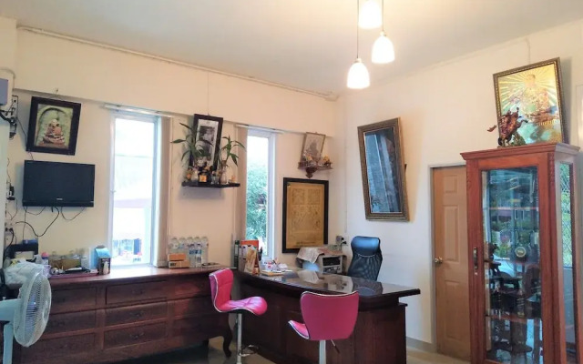 Kularb Service Mansion