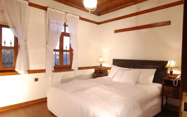 And Hotel
