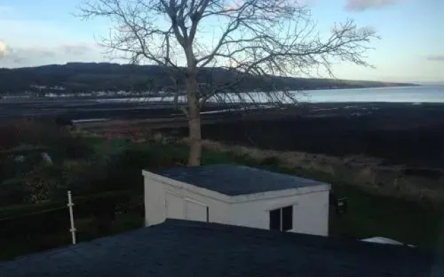 Newton Beach cottage