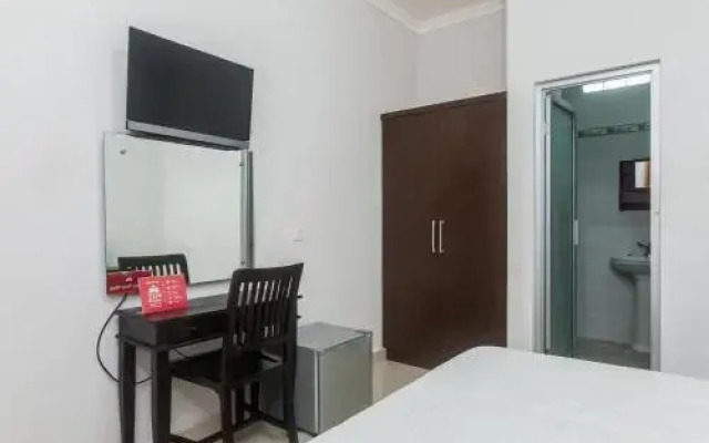 ZenRooms Seminyak Gang Rahayu
