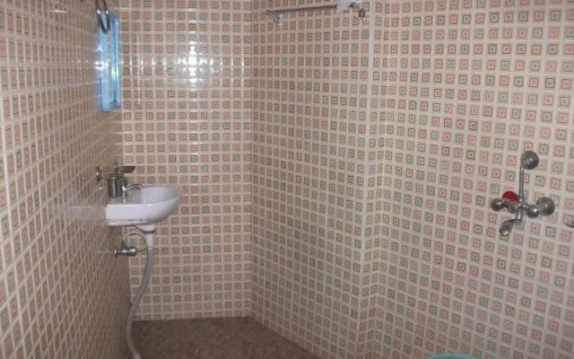 Shanti Guest House