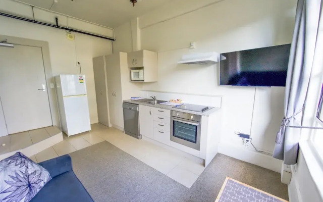 Zodiak's Apartment close to Sky Tower
