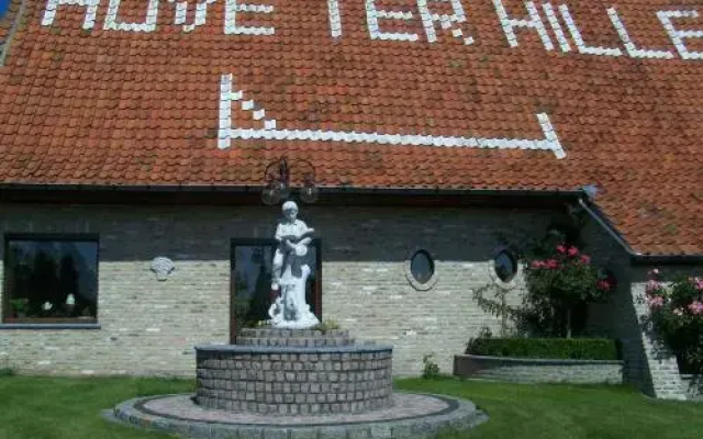 Hove Ter Hille
