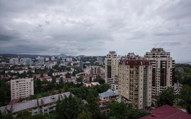 Deluxe Apartment by the Riviera Park