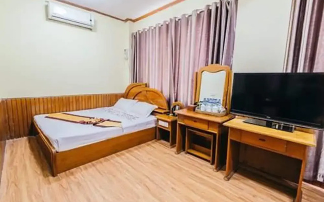 Sunrise Hotel