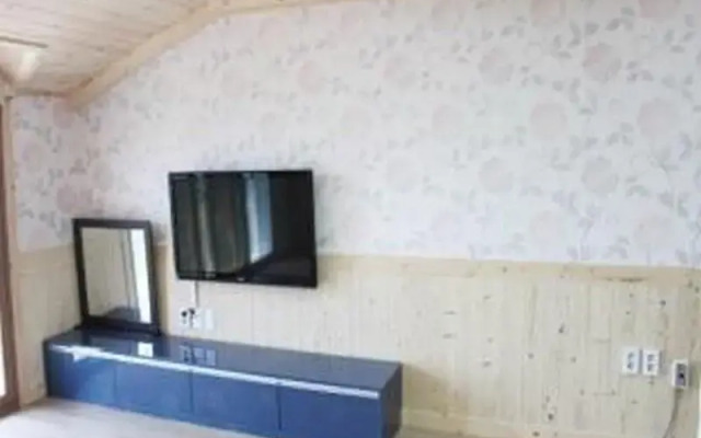 Hi & J Guesthouse - Hostel