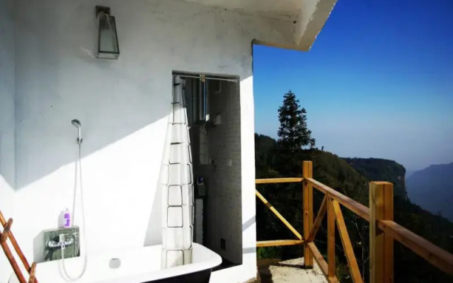 Cliff House Yuanyang