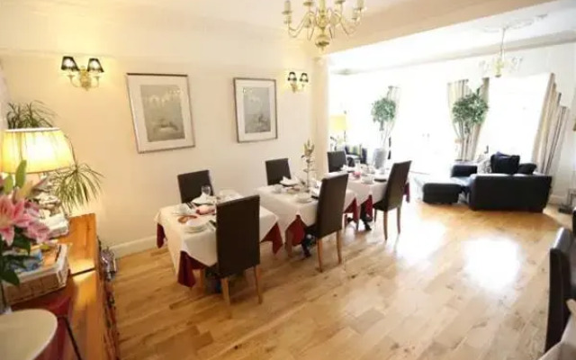 Aaran Lodge Guest House