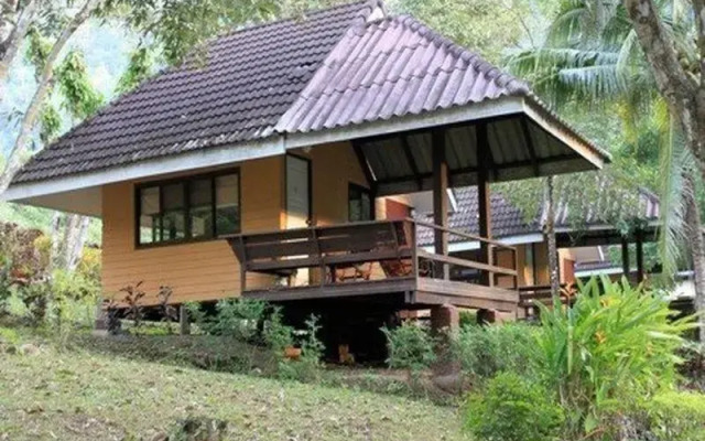 Baan Rimdoy Resort