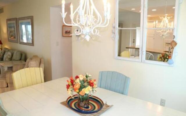 Jamaica Royale T32 - 2 Br Condo