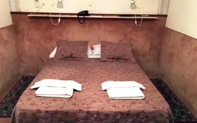 Patri Hotel