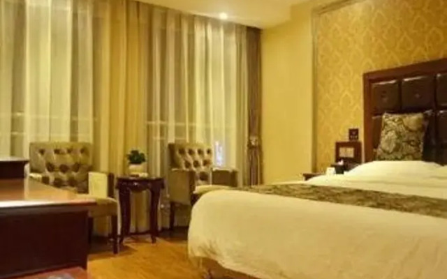 Super 8 Hotel Chongqing Longtousi North Railway Station