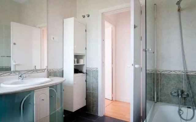 Holidays2Malaga Heredia 3 bedroom opposite Malaga Port